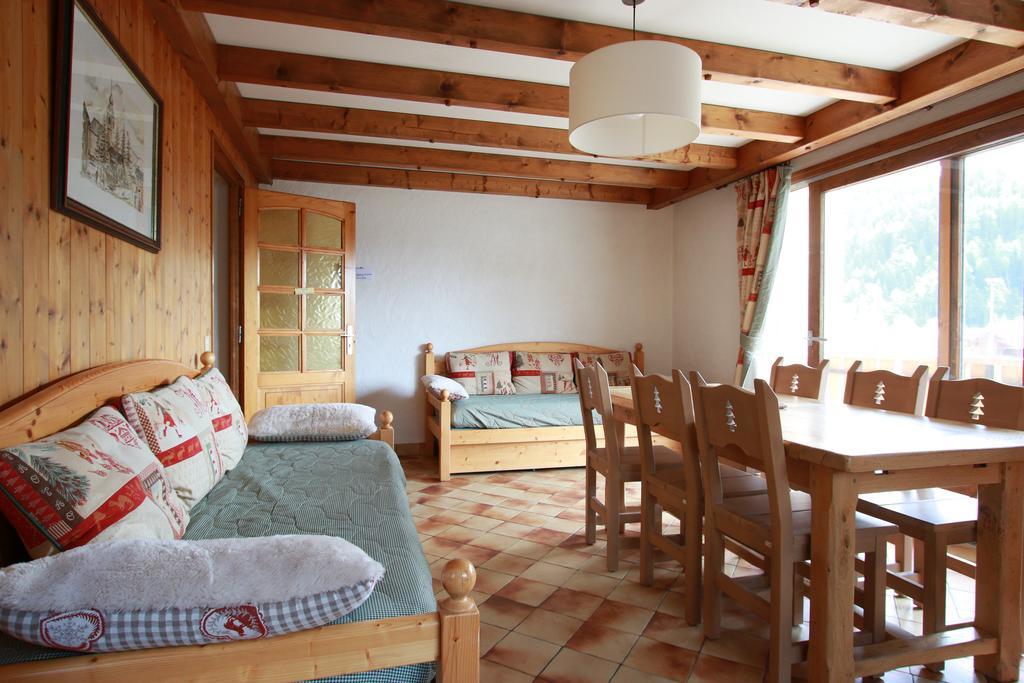 Chez Francine Apartment Нотр-Дам-Дьо-Белкомб Екстериор снимка