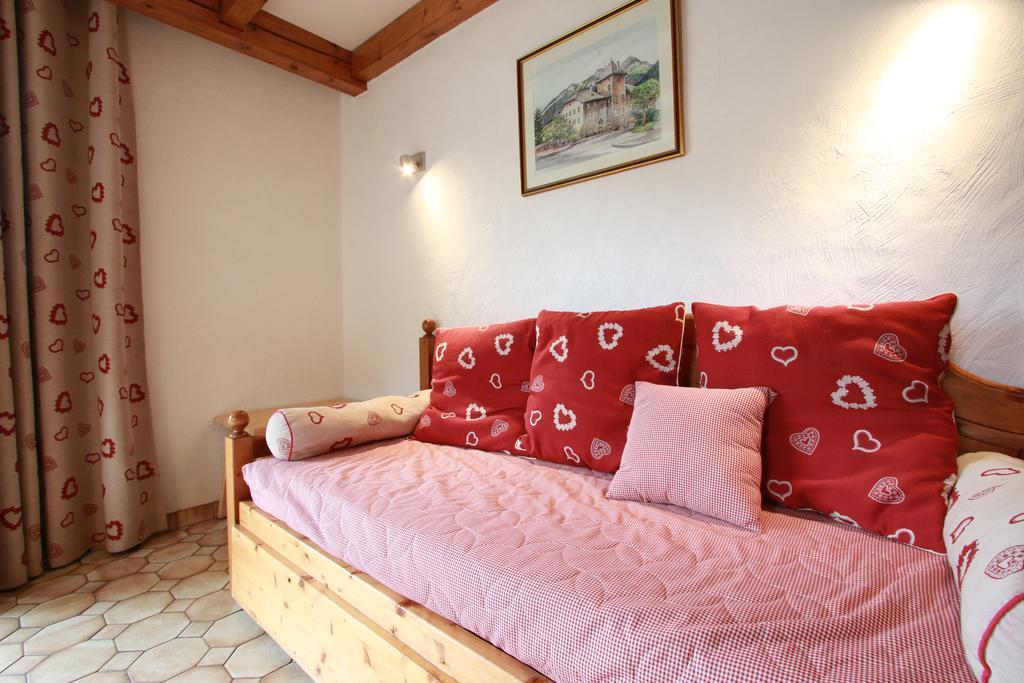 Chez Francine Apartment Нотр-Дам-Дьо-Белкомб Екстериор снимка